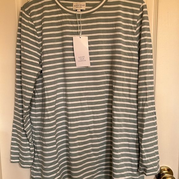 Alice Walk Tops - NWT Alice Walk Green Striped Long Sleeve Tee, Large